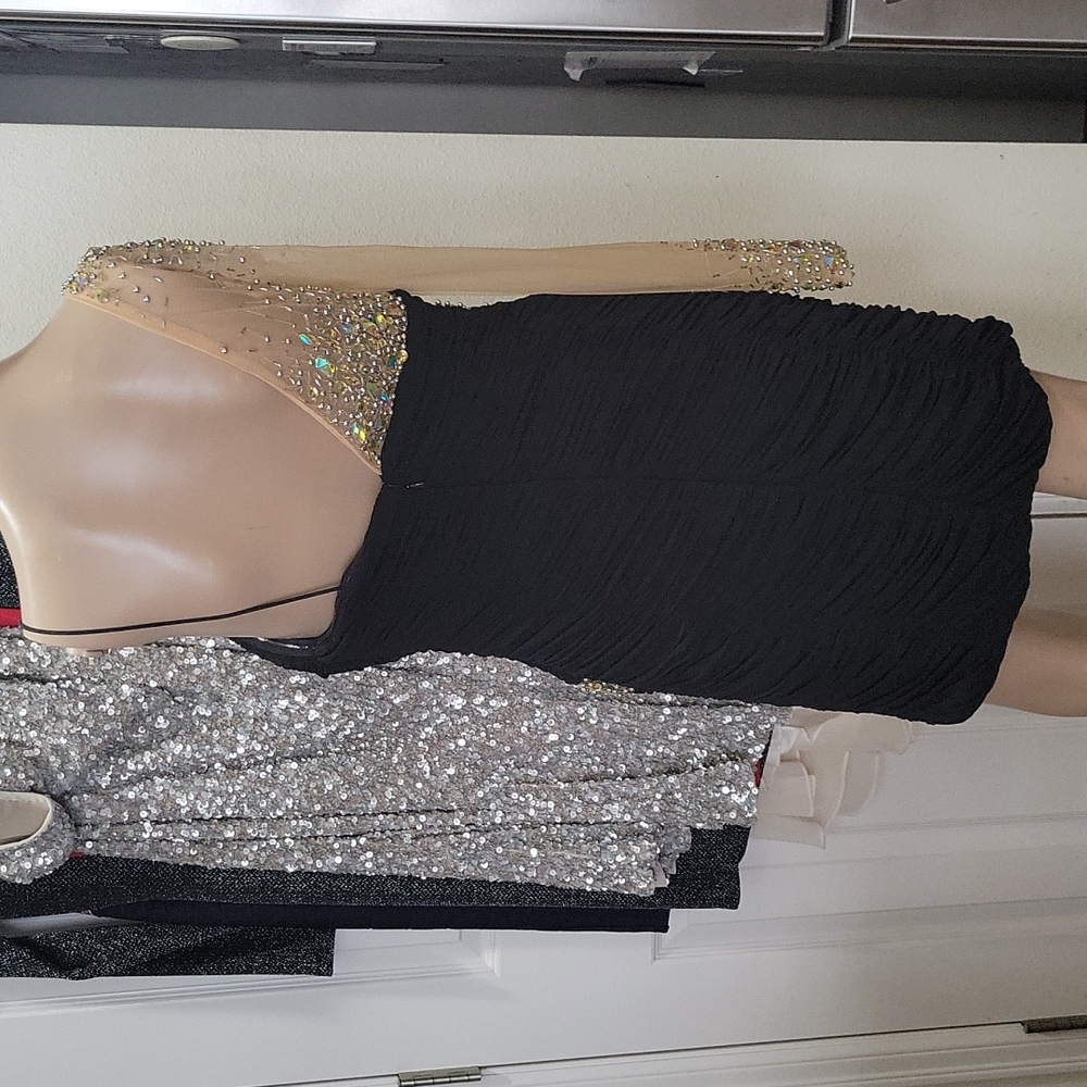 Hand Beaded Coya Collection Dress Gown above knee - Picture 7 of 11